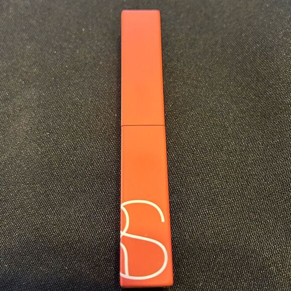 🌷$15 NARS POWER MATTE 10-HOUR WEAR INDISCREET NEW FULL SIZE - Picture 2 of 4